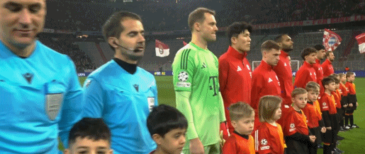 奇异果体育直播-半场：拜仁0-0圣吉罗斯联合，比赛沉闷，诺伊尔救险